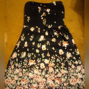 Small cute strapless button shirt